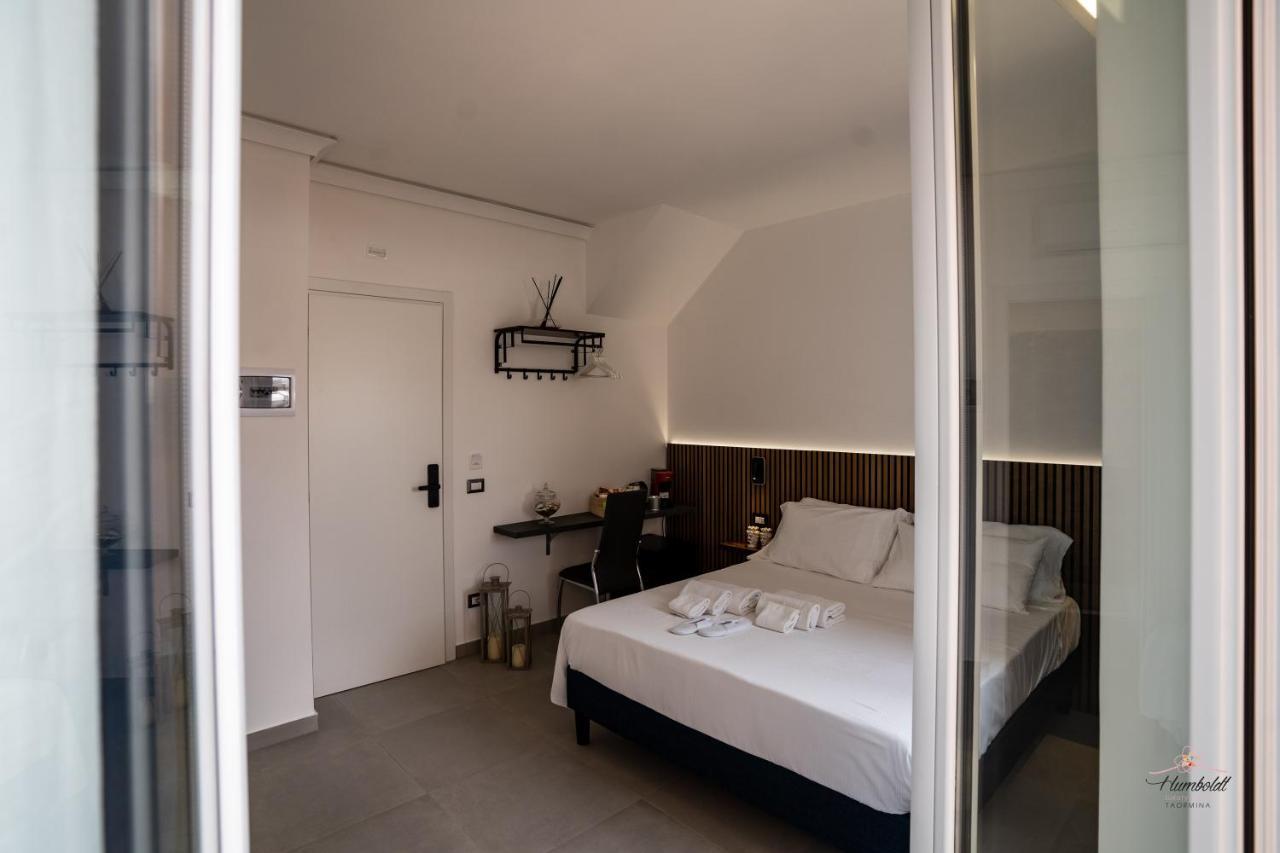 Humboldt Luxury Rooms 타오르미나 외부 사진